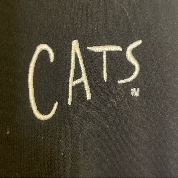 CATS Musical Official Zip Up Hoodie Size Medium Adult With Cat Ears Hood 1981 - Picture 2 of 7